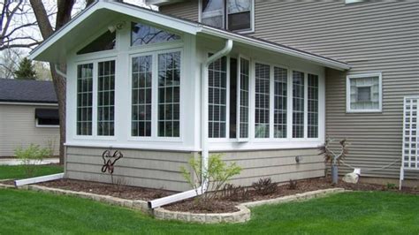 What Is The Difference Between 3 Season Room And 4 Season Sunroom