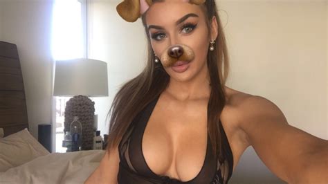 Molly Eskam Leaked And Nude 18 Thefappening Photos
