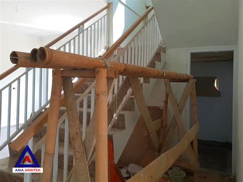 Rumah dengan berbagai konsep dan desain mulai kreasikan, salah satunya adalah hunian minimalis. Pekerjaan Tangga Desain Rumah Classic Klasik Mewah Belanda ...