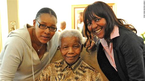Nelson Mandela 10 Things To Know About His Wife Graca Machel Cnn