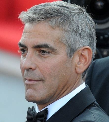 In an interview with the hollywood reporter, clooney. George Clooney : Il ne regrette pas Batman