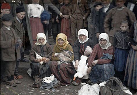 Παρακολουθήστε το δυνατό φιλικό της εθνικής μας ομάδας με τη νορβηγία στη μάλαγα (20.00, cosmote sports 1, open tv). Οι πρώτες έγχρωμες φωτογραφίες στον κόσμο - Newsbeast