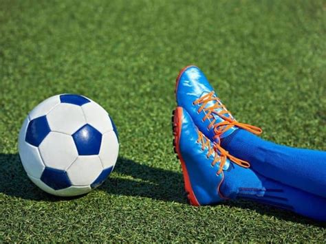 10 Fun Soccer Games For Kids To Help Them Master The Game Coaching Kidz