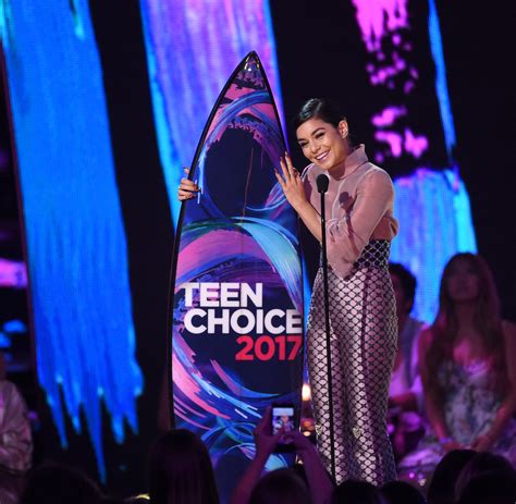 Teen Choice Awards 2017 Los Looks Más Arriesgados De Los Premios