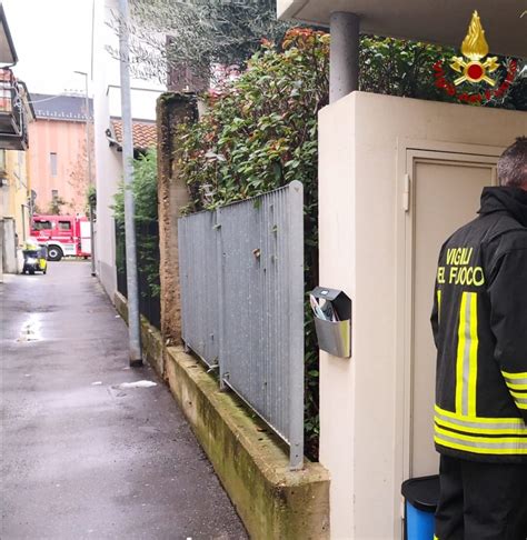 Vorresti dunque una mano per sapere come recuperare password alice ed è così che sei finito ancora una volta sul mio blog. Fuga di gas: evacuato un intero stabile in via Misurata ...