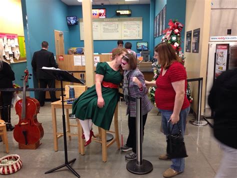 Girl Was Christmas Caroling In A Grocery Store And A Blind