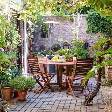 Pin By Natalie Lithgow On Garden Ideas Patio Small Outdoor Spaces