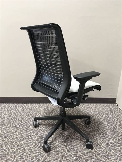 The steelcase think office chair is one of the few mesh back steelcase task chairs. Refurbished Steelcase Think Mesh-back Desk Chair