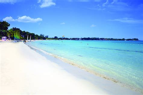 Pristine White Sand Beach In Negril Jamaica At Susnet At The Palms