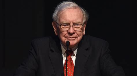 Warren Buffett Says Anyone Can Achieve Success By Following 1 Simple