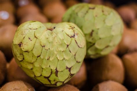 What does it look like and how do you eat it? SEE REEVES: Name This Plant: Cherimoya