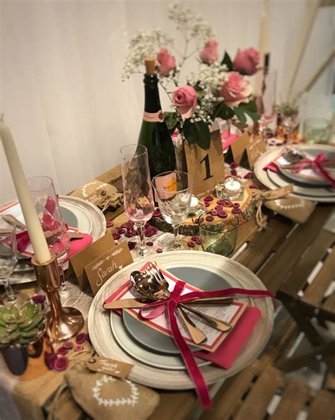 Rustic Hot Pink Tablescape