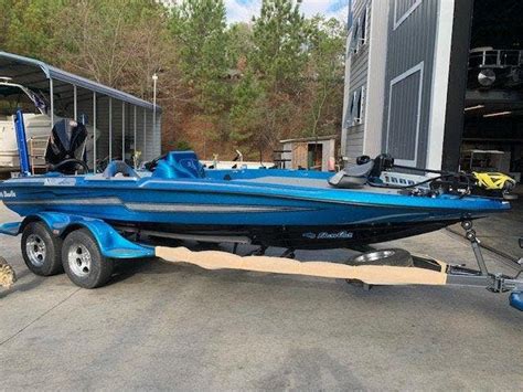Founded by the pierce family in 1971. Bass Cat Lynx boats for sale - boats.com