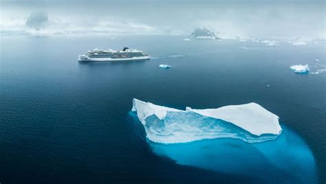 Rogue Wave Hits Viking Operated Antarctica Cruise Ship Travel4life