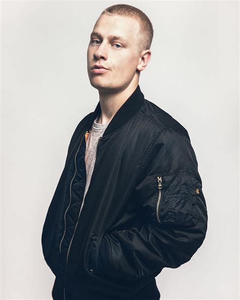 Antoine olivier pilon (born 23 june 1997) is a canadian actor. Antoine Olivier Pilon, l'acteur prodige de 20 ans qui a du ...