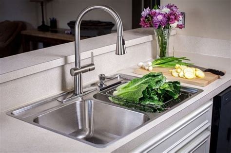 Lever handle is easy to use. Franke Pull Down Kitchen Faucet Review with Fast-In | Pro ...