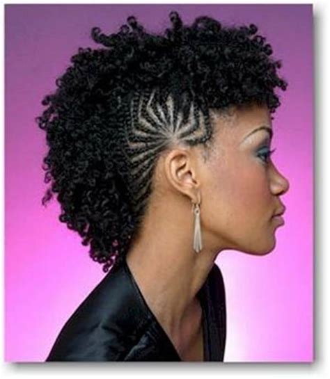 This braided mohawk is a brilliant hairstyle to show off your natural 'fro locks. 45 Fantastic Braided Mohawks to Turn Heads and Rock This ...