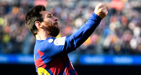 What kind of football club is paris saint germain? FC Barcelone, PSG - Mercato : Messi garde espoir pour Neymar