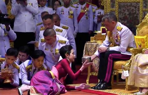 Jul 03, 2021 · อืมม ขยะสังคมเพียบเลยแหะ * 22 พ.ค. กิจกรรมตาม ไทม์ไลน์ เรารักพระราชวงศ์ ของ หม่อมก้อย หม่อม ...