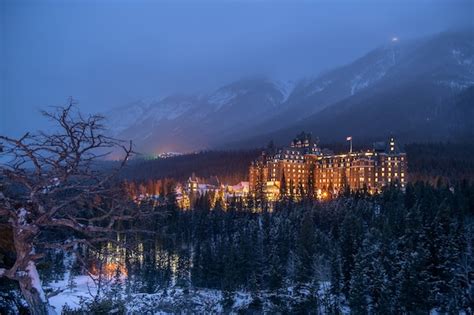 Premium Photo Fairmont Banff Springs Hotel In The Winter Banff