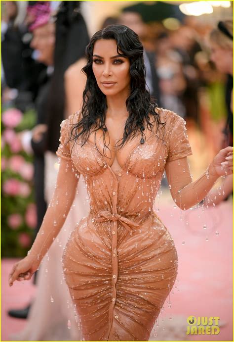 Kim Kardashians Waist Looks Smaller Than Ever In This Corset Photo 4464784 Kim Kardashian