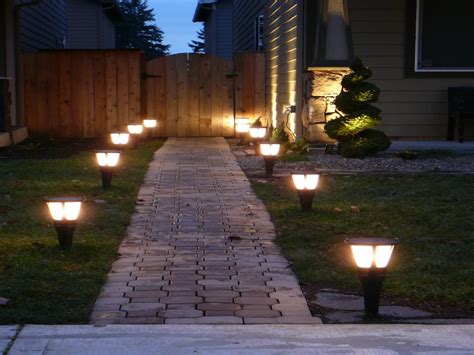 33 Perfect Walkway Landscape Lighting Ideas Comedecor Backyard