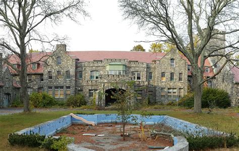 Abandoned Estate College In Barrington Rhode Island Album On Imgur