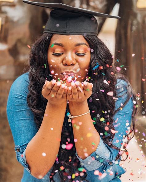 7 Simple Ideas That Can Spice Up Your Graduation Photoshoot Graduation Photoshoot Cap And