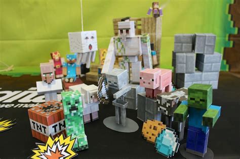 Minecraft Papercraft Overworld Hostile Mobs Unboxing