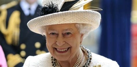 Rainha da inglaterra, biografia e curiosidades sobre a. Em meio a crise, rainha da Inglaterra ganha aumento de 5 ...