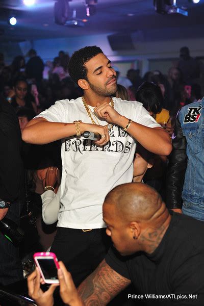 Hot Shots Drake Celebrates Birthday In Atlanta Clubwith His Dad