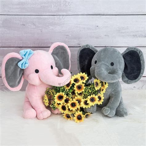 Here are 40 gift ideas that will impress your daughter (or niece, or friend's daughter) of any age and any interest, perfect for the holidays. Elephant Baby Shower Gift | UGroomsmenShop.com