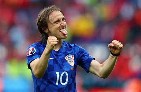 Luka Modric Helps Croatia Top Group D Despite Uninspiring Performance