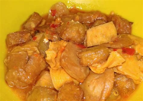 Cara masaknya yang praktis dan mudah dengan rasa lezat menjadi alasan utamanya. Resep 16. Gongso pedas /sosis ayam,bakso udang,scalop ...