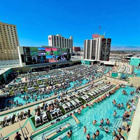 Circa Stadium Swim Faqs 1 Las Vegas Pool Visit Las Vegas Vegas Trip