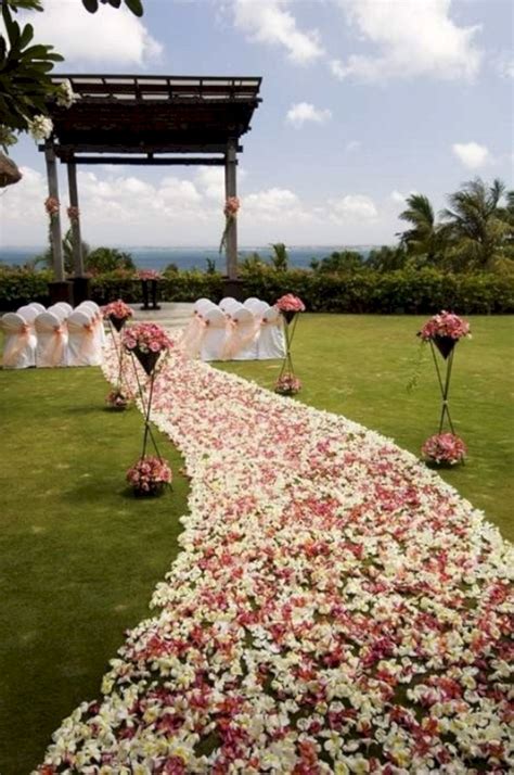 Outdoor Wedding Ceremony Aisle Petals Oosile