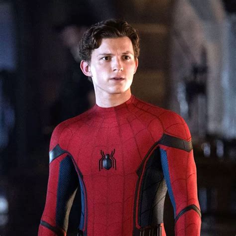 Tom Holland Se Ha Cortado El Pelo Para Su Próxima Película Y Los Fans