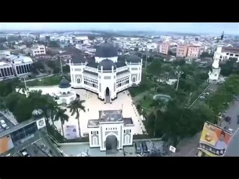 Perjanjian ini dilafazkan setelah satu kejadian berlaku ketika fazira (anak dato' osman) dan ahmad yusry (anak haji zaini). FILM INDONESIA | CAHAYA CINTA PESANTREN | FULL MOVIE - YouTube