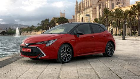 Toyota Corolla Hatch 2020 Update Announced Car News Carsguide