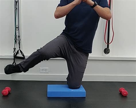 Level Up Sports Chiropractic — Kneeling Hip Stability Drill