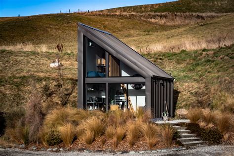 A Coveted Vacation Tiny Home Kiwi Chalet Is All About Living Off Grid
