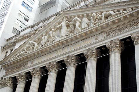 Börse & kurse börseninfo börsenzeiten. Börse von New York redaktionelles bild. Bild von york ...