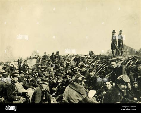 The Civil War Union Soldiers In Trenches Before The Battle Of
