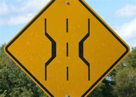 Confusing Road Signs Even Driving School Instructions Get Wrong