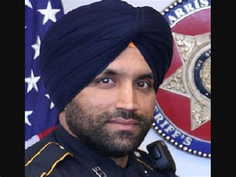 Us First Turbaned Sikh Police Officer In Houston Shot Dead At Traffic Stop