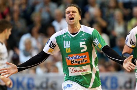 Die zebras sind durch das remis. Handball-Interview: „Der THW Kiel wird wieder Meister ...