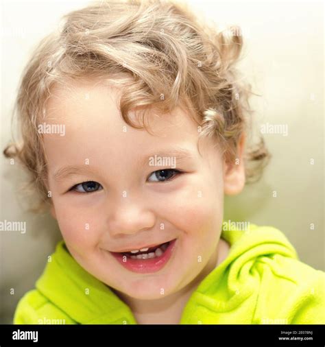 Portrait Cute Face Smiling Joy Hi Res Stock Photography And Images Alamy