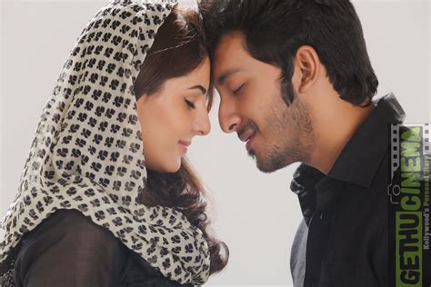 Meendum Oru Kadhal Kadhai Movie Review Rating Story And Verdict