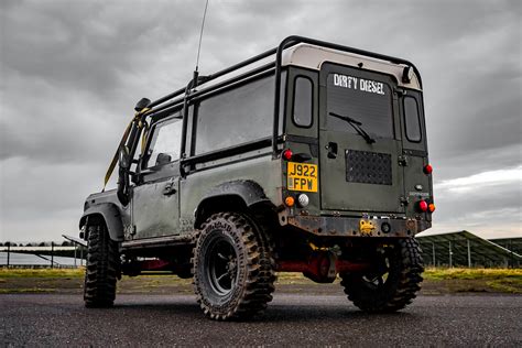 Land Rover Defender Off Road Experience Everyman Motor Racing