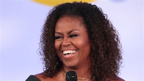 Watch Access Hollywood Interview Michelle Obama Rocks Natural Curly